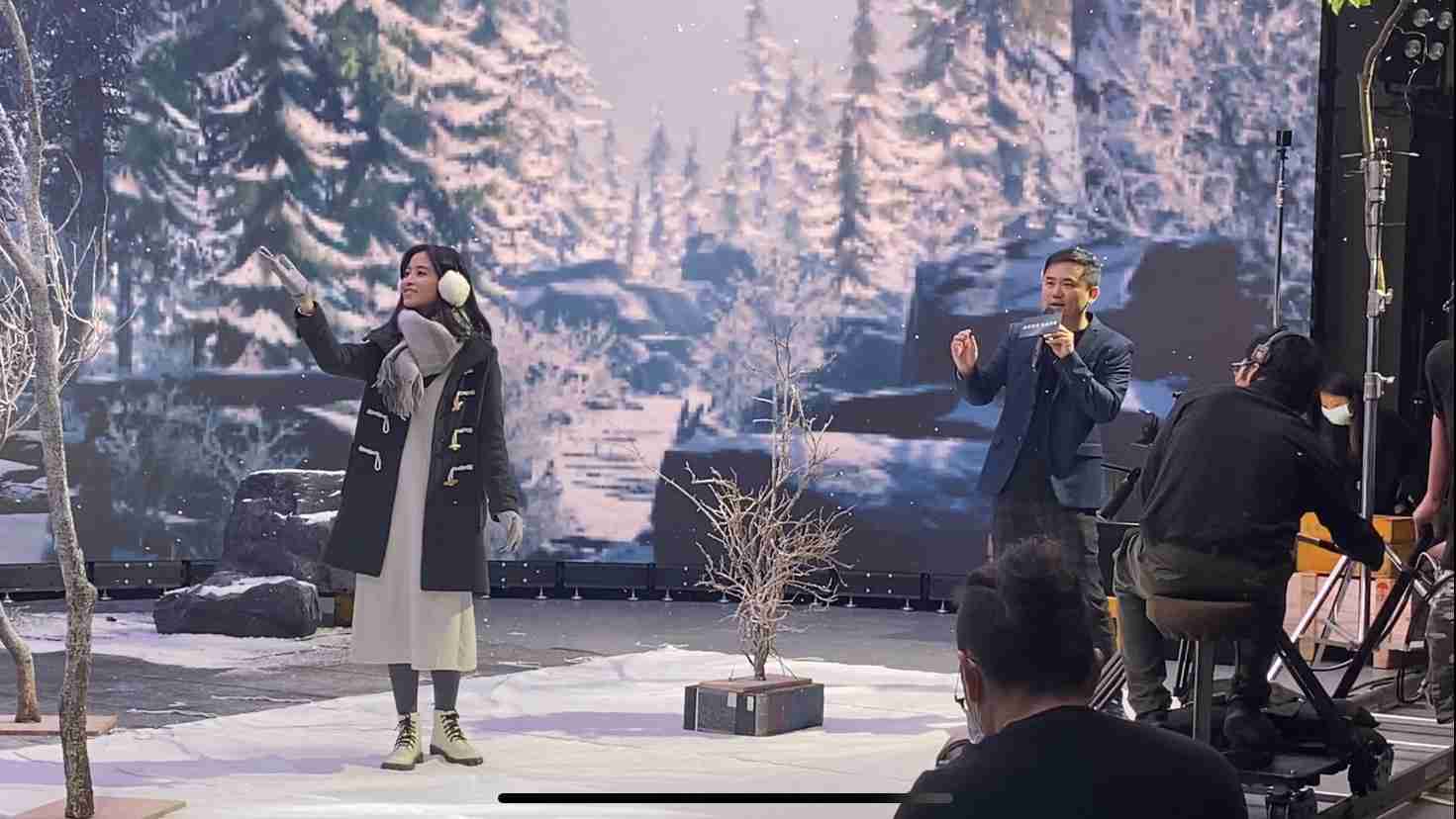 尊时凯龙以ALED先进显屏技术，，与金马奖视觉特效团队“再现影像”携手合作打造LED虚拟摄影棚，，，提供沉浸式表演体验，，，并精简拍摄成本与时间